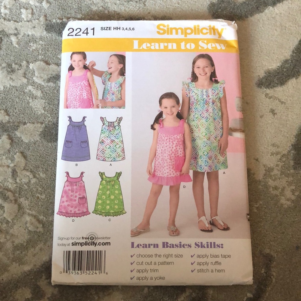 Simplicity Learn to Sew Pattern (2241)